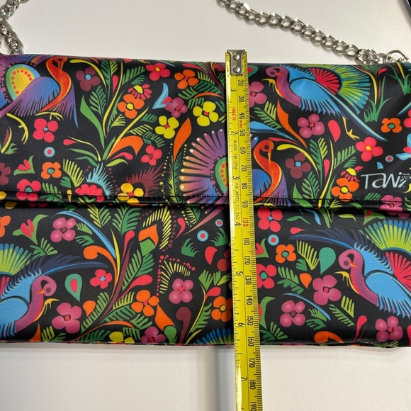 TAWI Colourful Handbag or Clutch With  Long Chain Strap From Mexico NWT - Picture 7 of 9